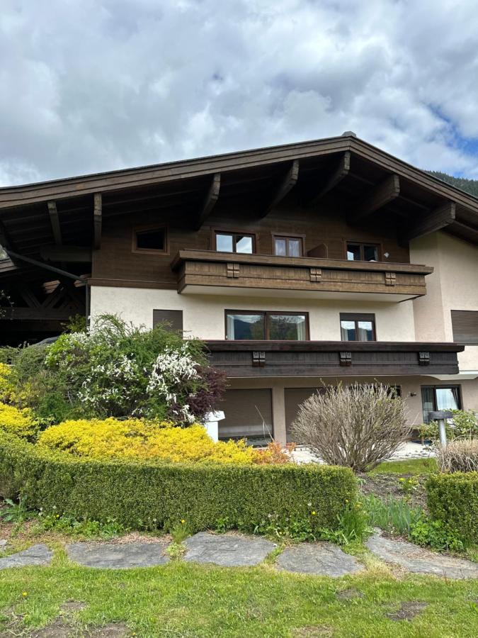 Haus Wenger Mountain View & Swimming Pool Kaprun Exterior foto